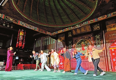 翻翻配资 文化中国行｜“戏聚天津”激活津门文旅新场景