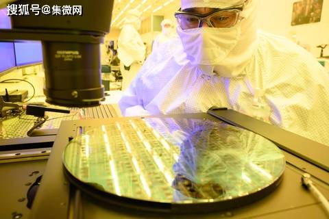 熊猫配资 半导体巨头加速布局：3D IC成下一代计算设备关键